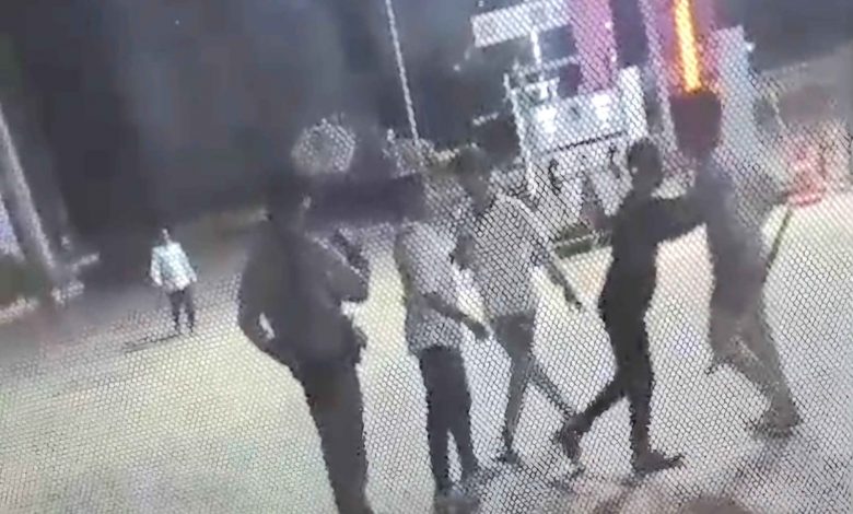 ಗುಬ್ಬಿ ಹೊರವಲಯದ ಪೆಟ್ರೋಲ್ ಬಂಕ್ ನಲ್ಲಿ ಪುಂಡರ ಹಾವಳಿ : ಆತಂಕದಲ್ಲಿ ಗುಬ್ಬಿ ನಾಗರೀಕರು